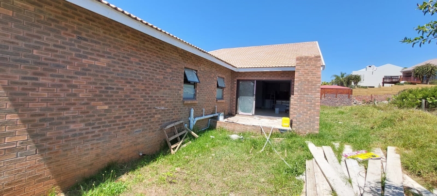3 Bedroom Property for Sale in Wavecrest Eastern Cape